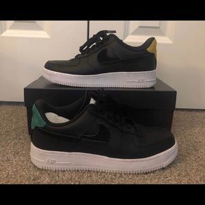 Women’s Air Force 1 low LX inside out